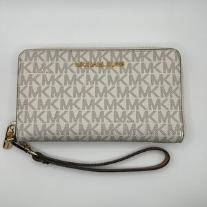 Michael Kors Beige Monogram Wristlet Jet Set Travel Vanilla and Acorn - NWT